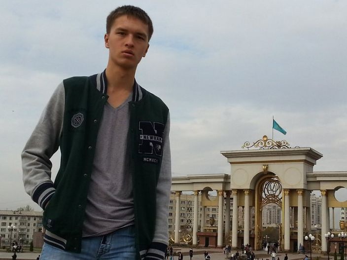 Ищу девушку. Или пару девушка+девушка