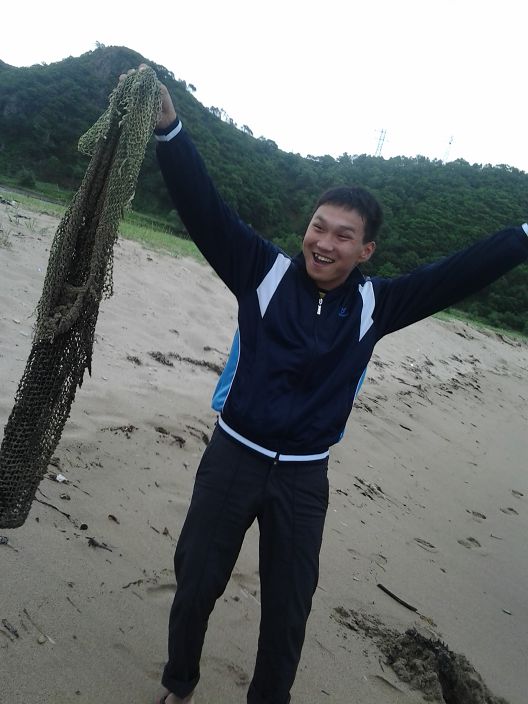 это я на море