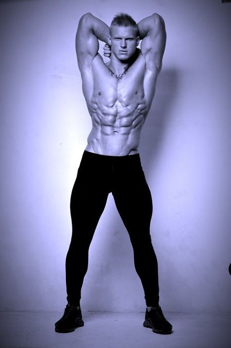 MALE M