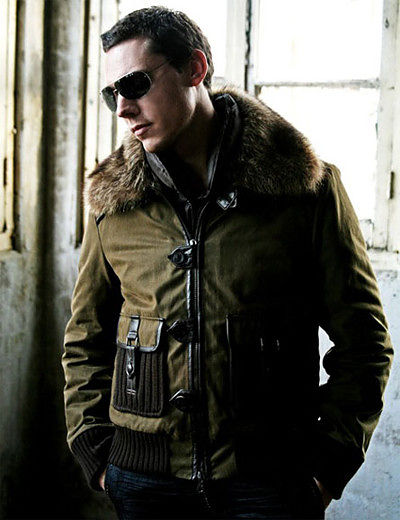 кто скрасит этот вечер?