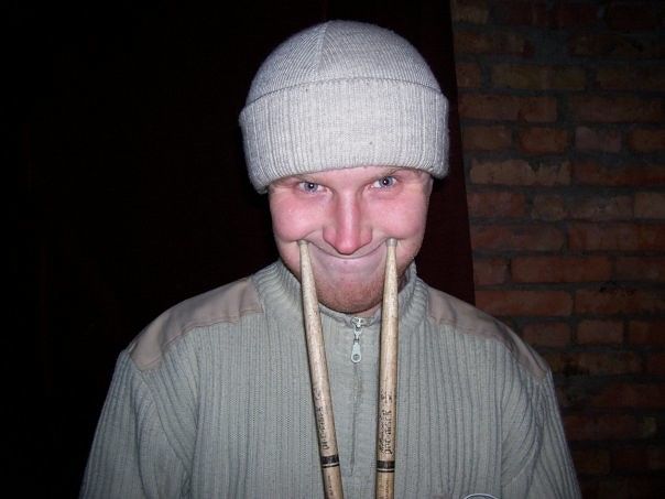 принудительная улыбка