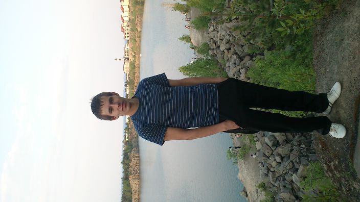 на карьере)