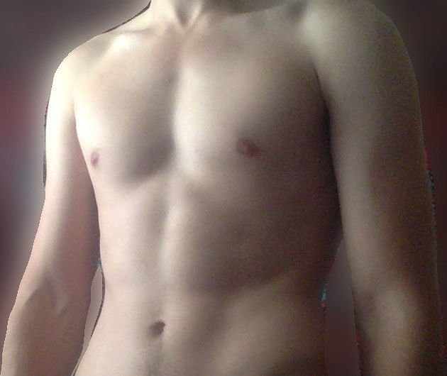 Моё тело на замыленном фоне