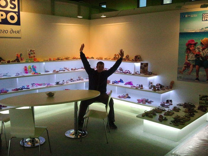 я на выставке