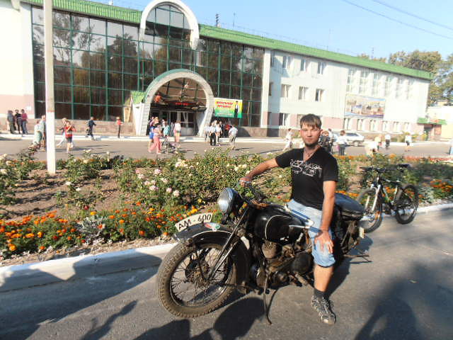 суровый мотоциклист)