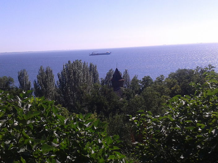 море