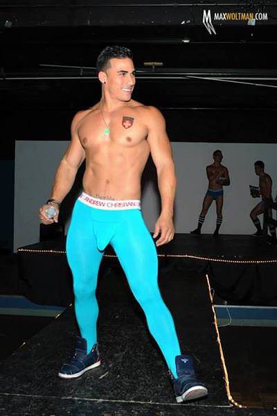 MALE M