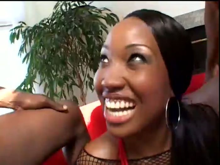 Eager Ebony Cocksucker Works Two Cocks