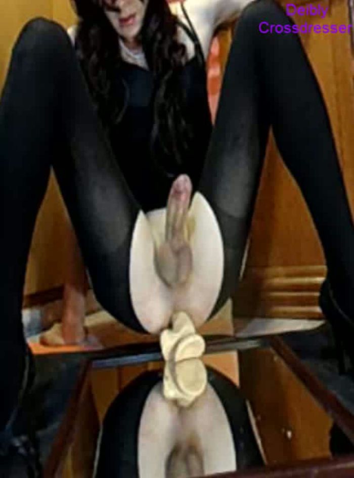 трансвестит и зеркало