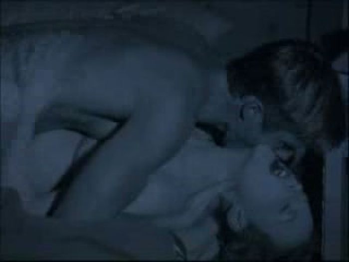 секс в постели.....